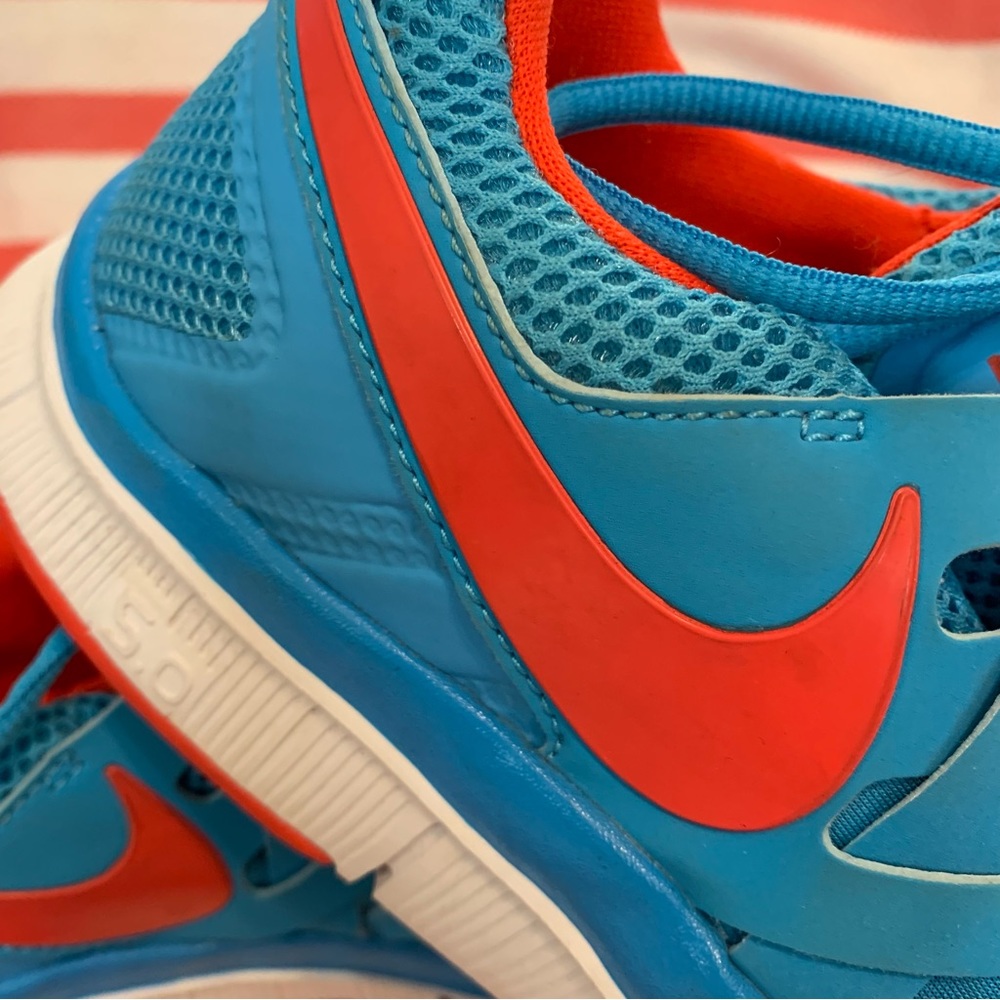 💲SALE💲 Nike Free Trainer 5.0 Unisex Running Sneakers Women’s 10.5 / Men’s 9 - Picture 4 of 15
